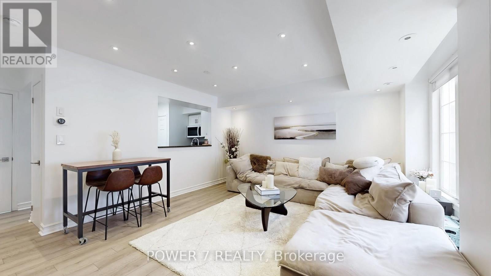Property at 152 - 3 EVERSON DRIVE image 4