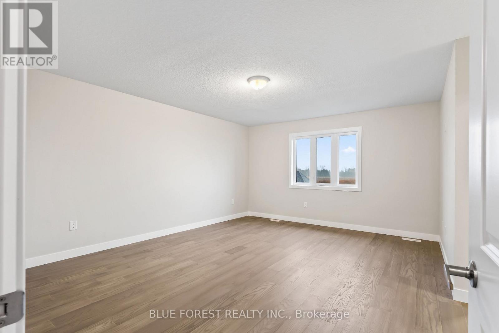 Lot 16 Ayrshire Avenue, London South (South V), Ontario  N6P 0J5 - Photo 10 - X12112106