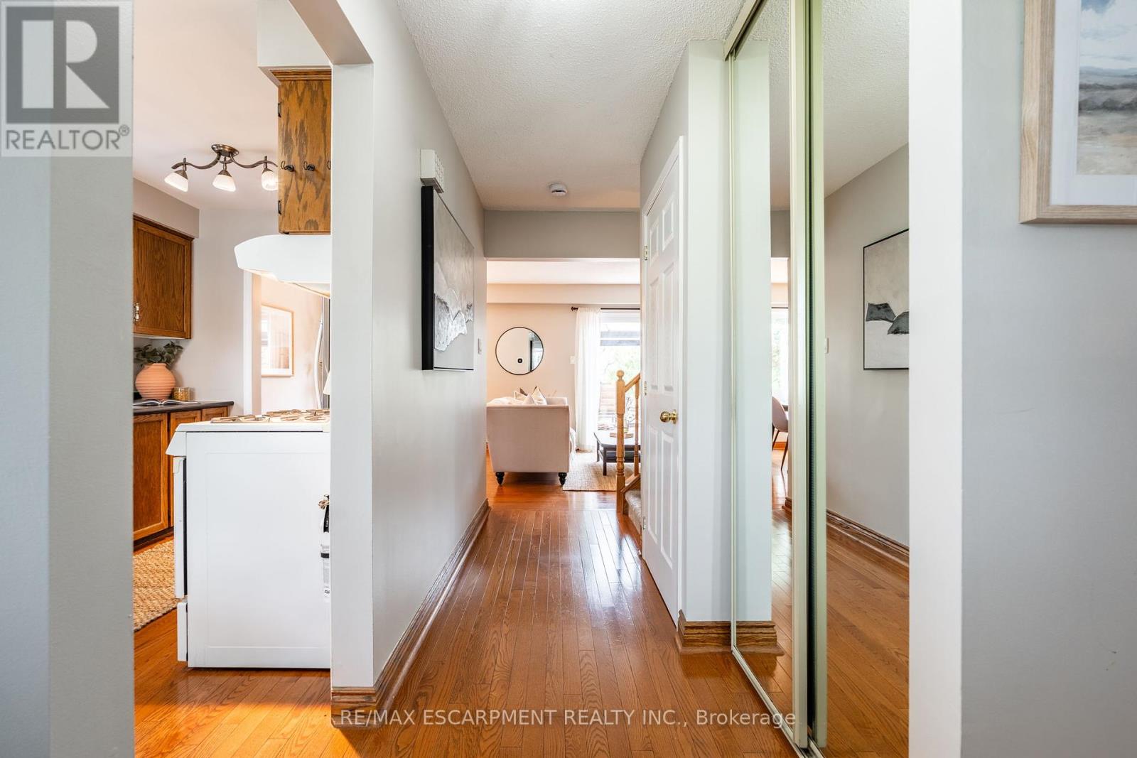 Property at 1141 MONTGOMERY DRIVE image 3