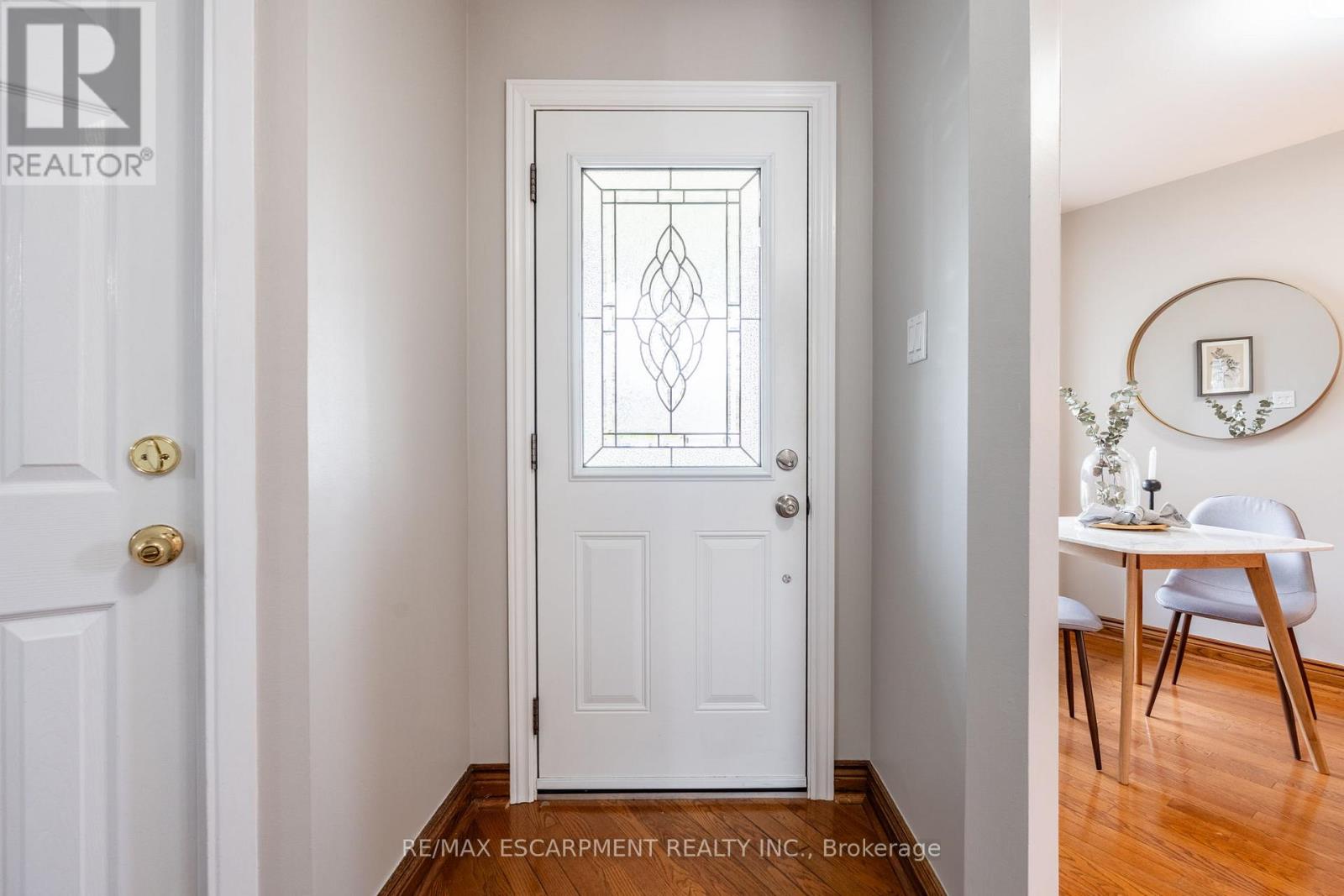 Property at 1141 MONTGOMERY DRIVE image 4