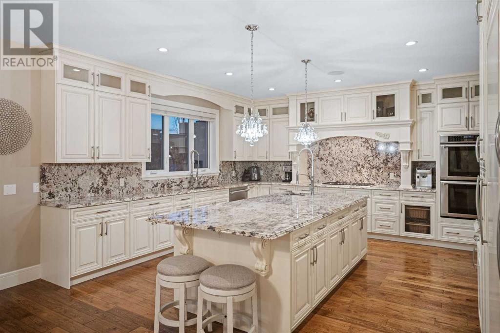 Property at 11 Westland Manor SW image 3