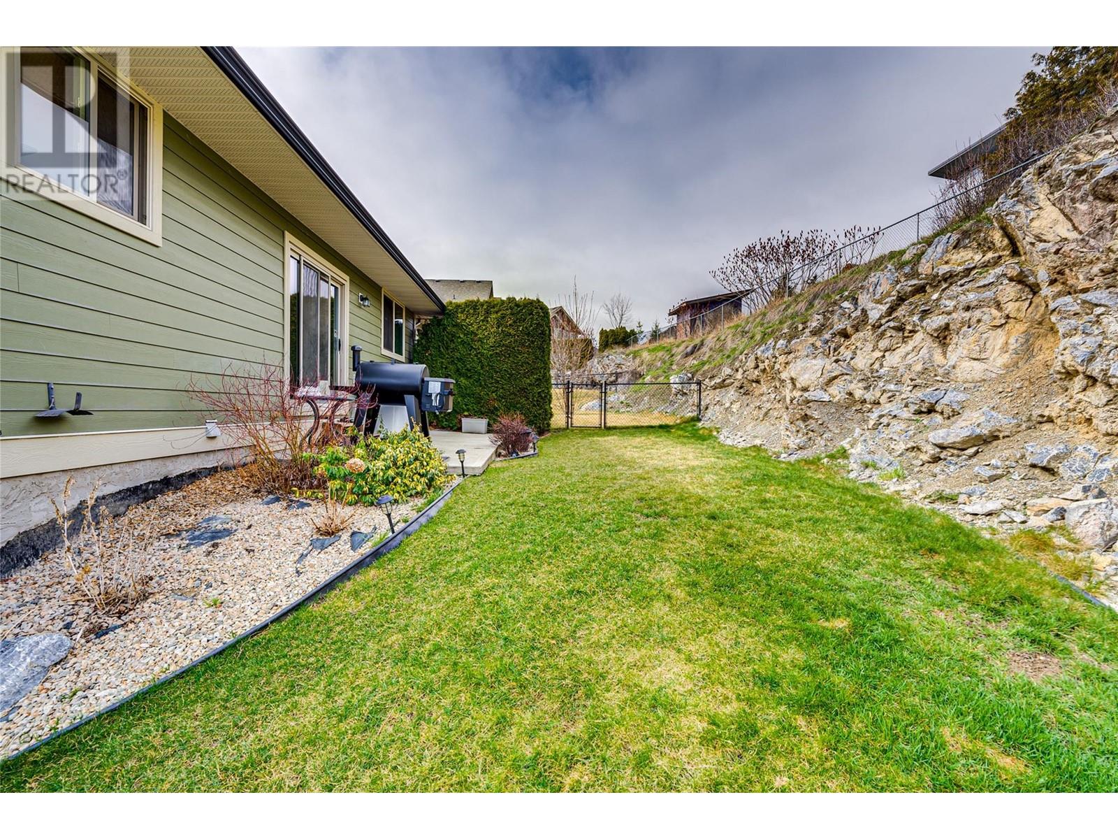5920 Heritage Drive Unit# 21, Vernon, British Columbia  V1H 1Z6 - Photo 53 - 10340101