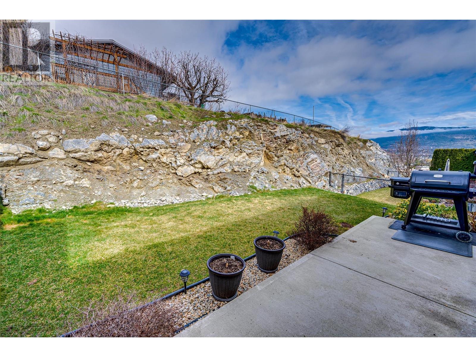 5920 Heritage Drive Unit# 21, Vernon, British Columbia  V1H 1Z6 - Photo 54 - 10340101