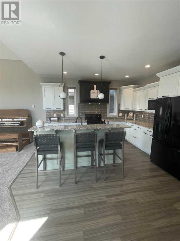 4002 Sundance Drive, Coalhurst, Alberta  T0L 0V0 - Photo 4 - A2213126