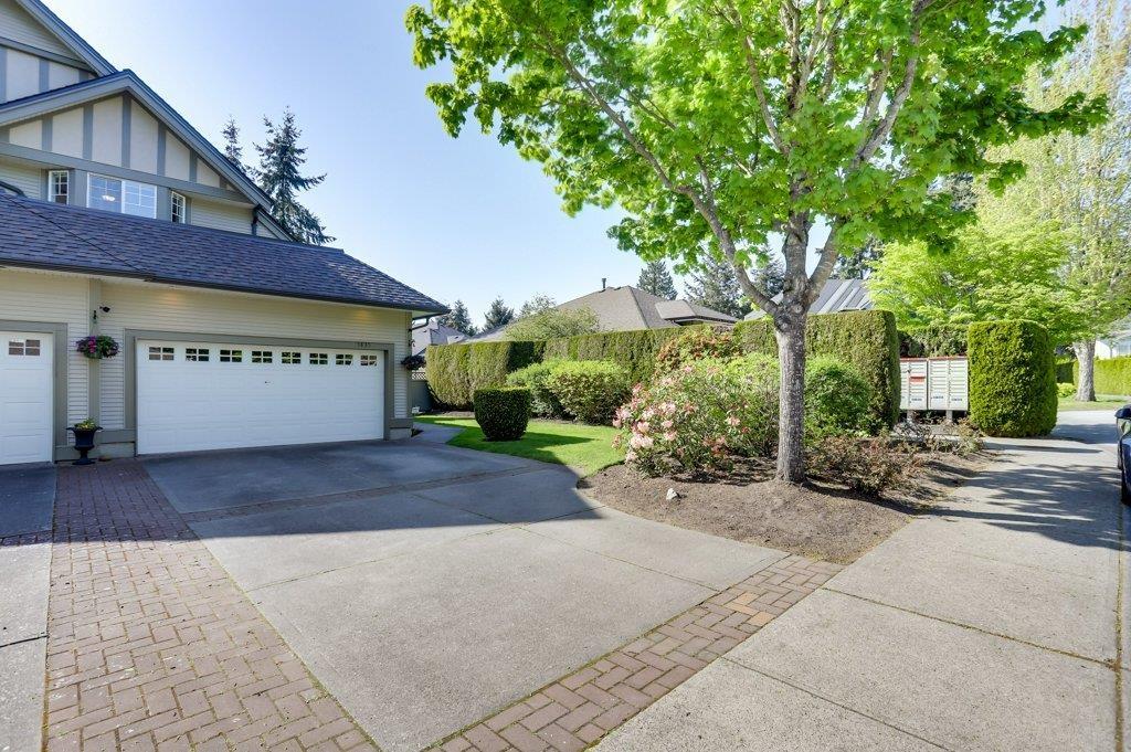 5835 122 Street, Surrey, British Columbia  V3X 3L5 - Photo 2 - R2995612