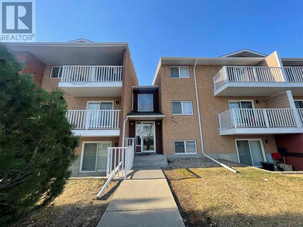 202, 41 Bennett, Red Deer, Alberta