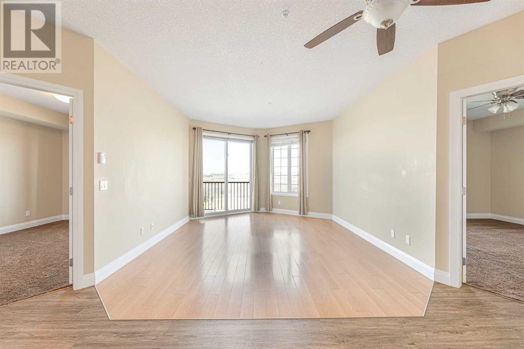 2307, 15 Sunset Square, Cochrane, Alberta  T4C 0E7 - Photo 6 - A2214184