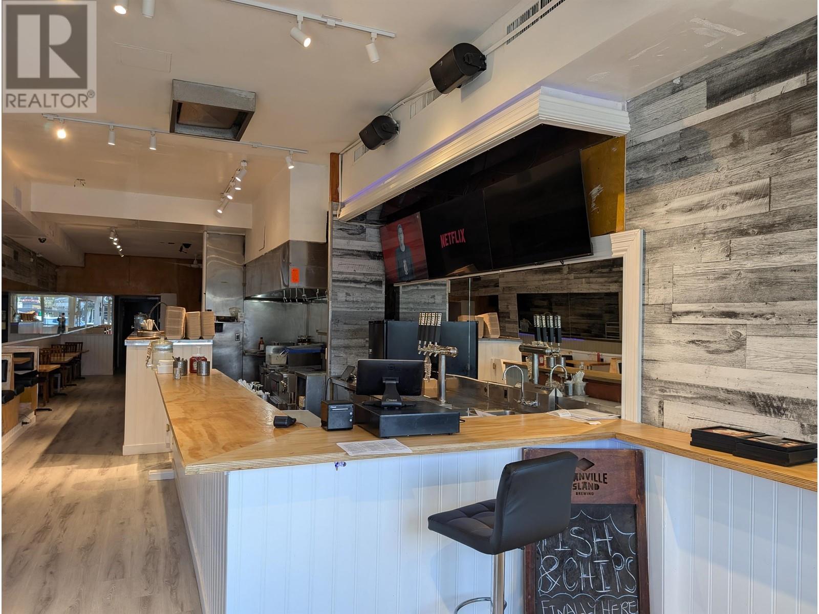 1818 Commercial Drive, Vancouver, British Columbia  V5N 4A5 - Photo 2 - C8068780