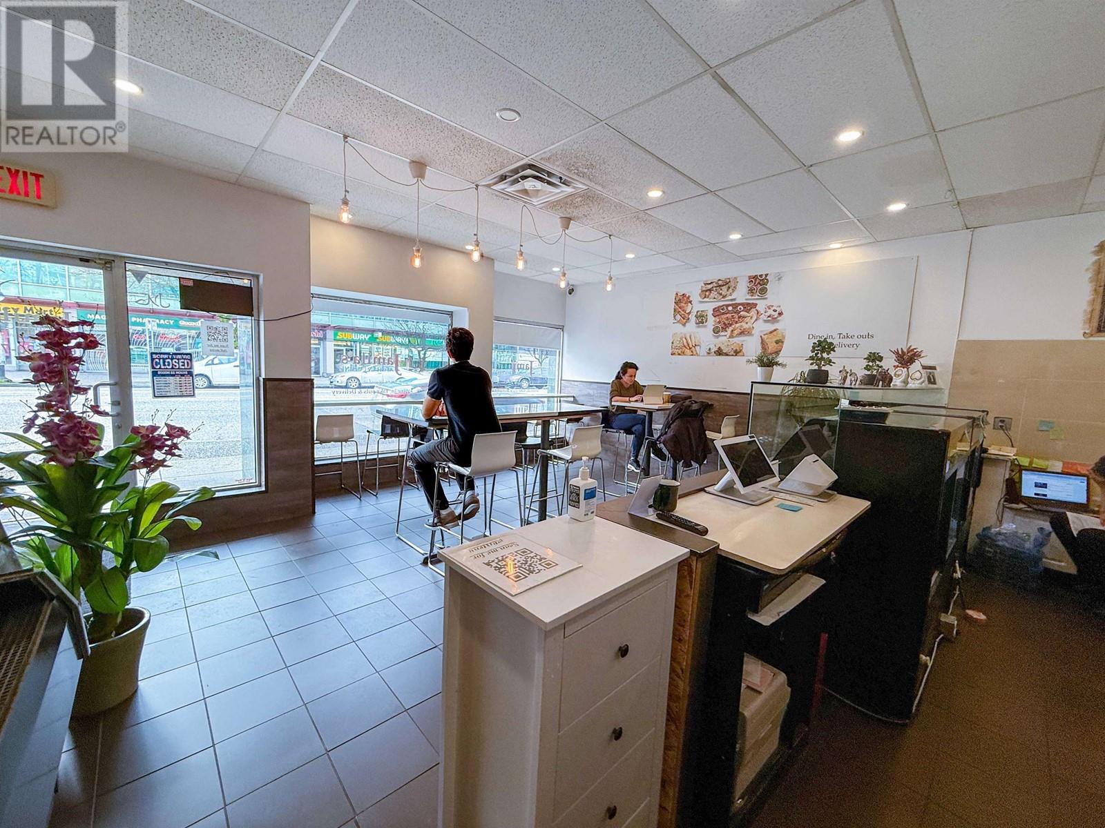 Property at 2586 COMMERCIAL DRIVE image 1