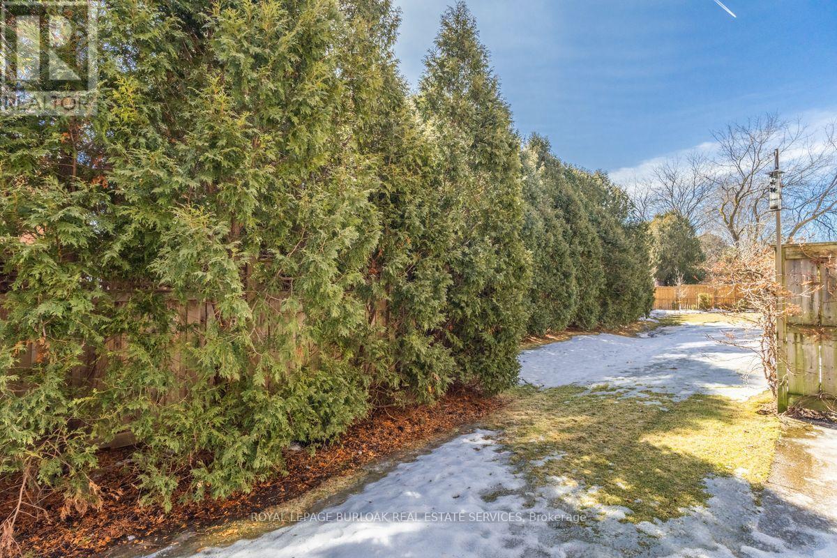52 - 362 Plains Road E, Burlington, Ontario  L7T 0A4 - Photo 33 - W12015195