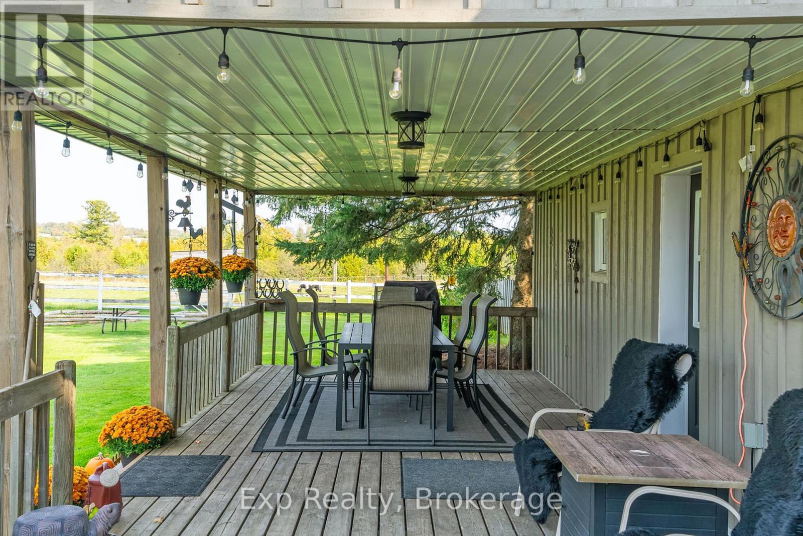 Property at 772 TOWNLINE ROAD W image 4