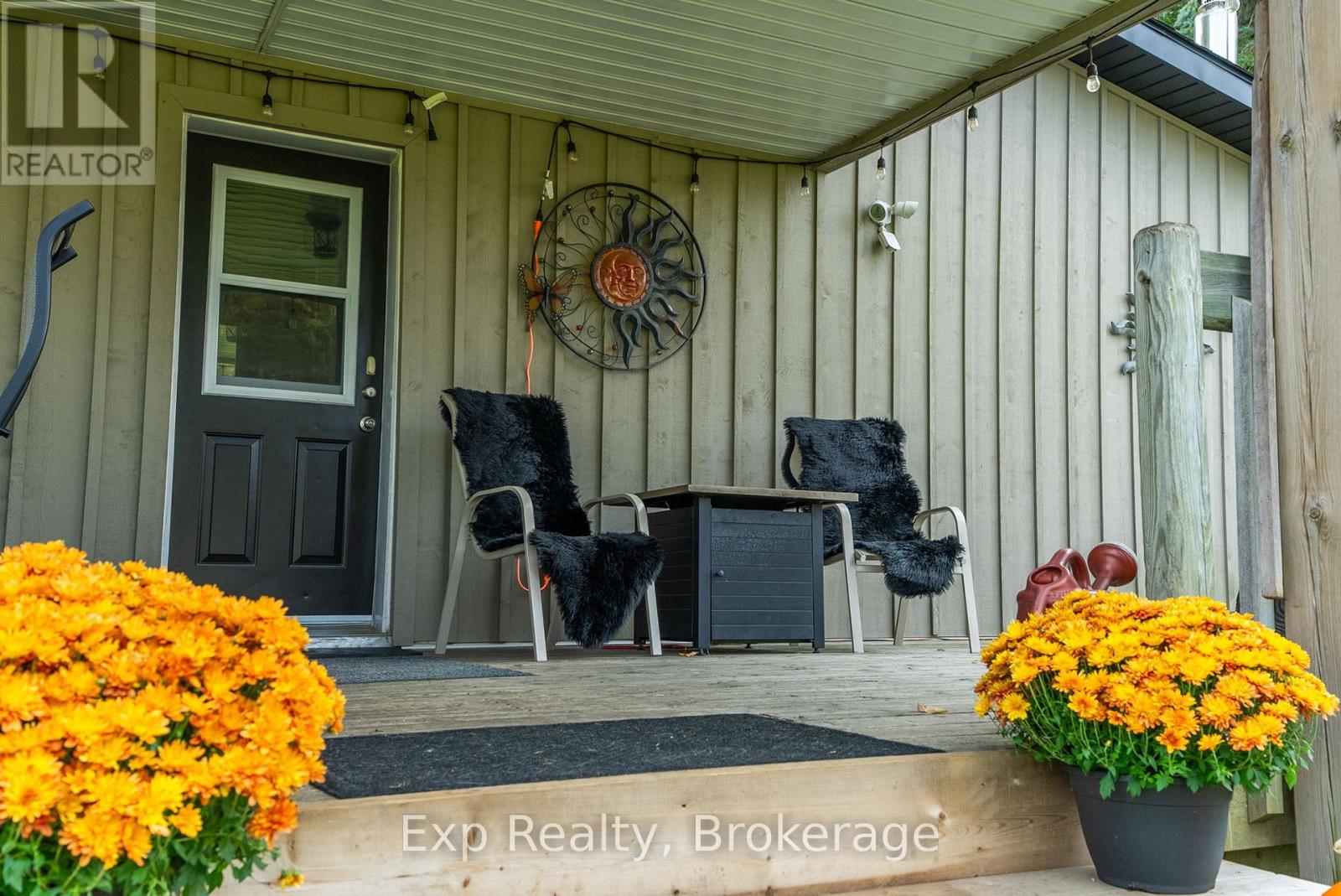 Property at 772 TOWNLINE ROAD W image 5