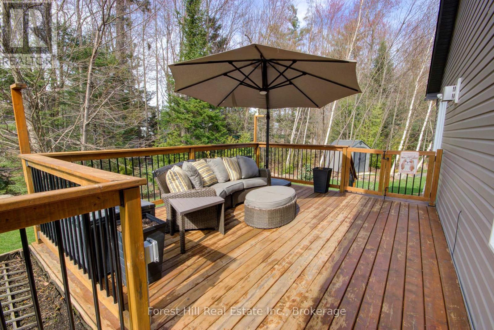 144 Pineridge Gate, Gravenhurst (Muskoka (S)), Ontario  P1P 1Z1 - Photo 8 - X12114312