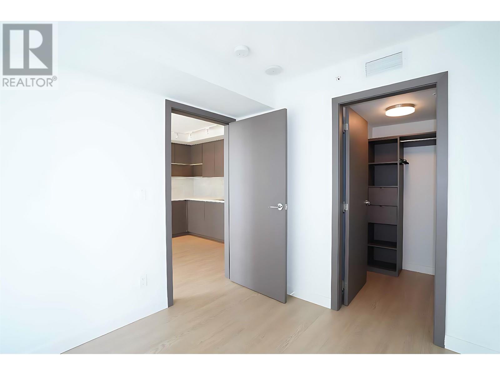 Listing Picture 7 of 32 : 605 3233 KETCHESON ROAD, Richmond / 烈治文 - 魯藝地產 Yvonne Lu Group - MLS Medallion Club Member
