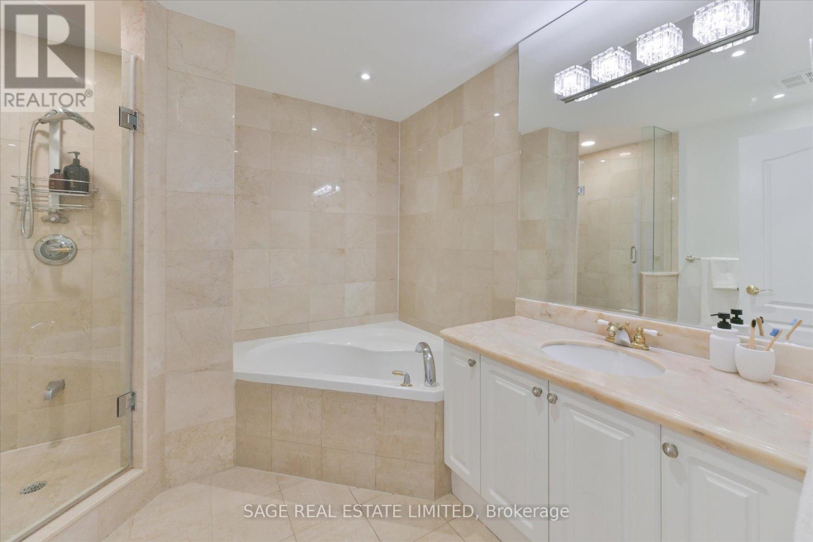 Ph2102 - 1101 Leslie Street, Toronto, Ontario  M3C 4G3 - Photo 25 - C12114322