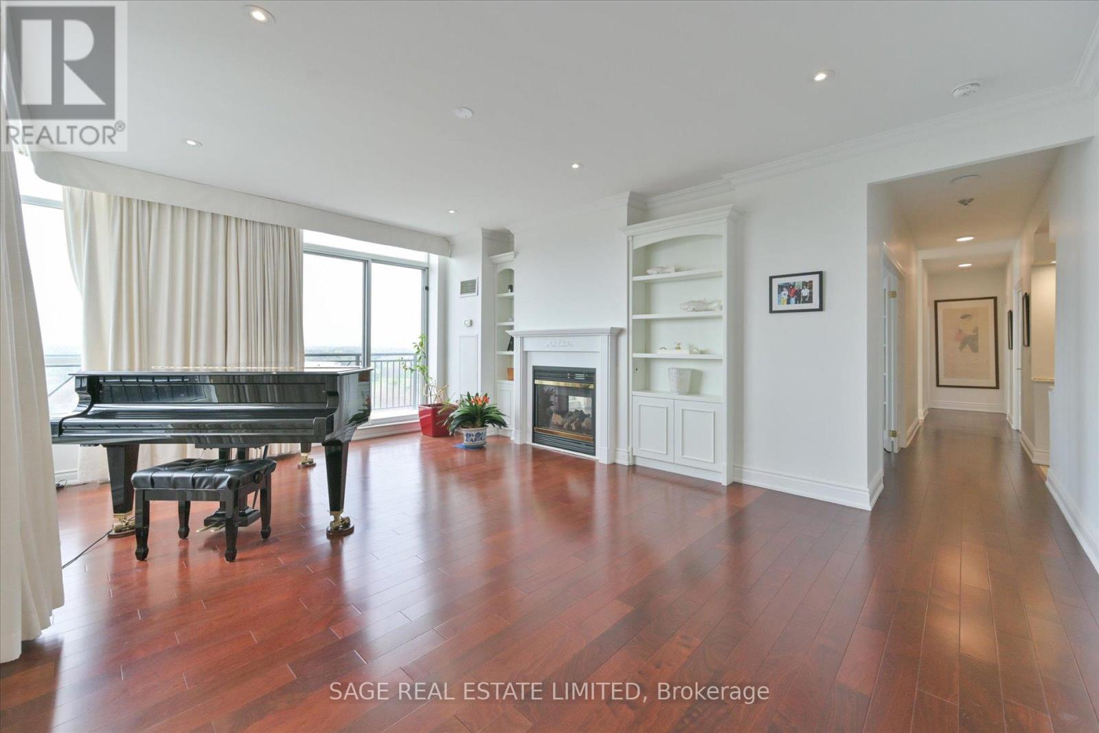 Ph2102 - 1101 Leslie Street, Toronto, Ontario  M3C 4G3 - Photo 7 - C12114322