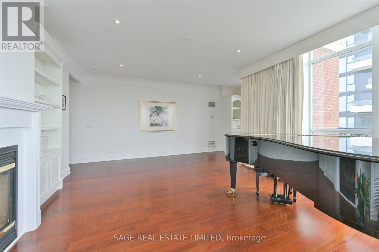 Ph2102 - 1101 Leslie Street, Toronto, Ontario  M3C 4G3 - Photo 9 - C12114322