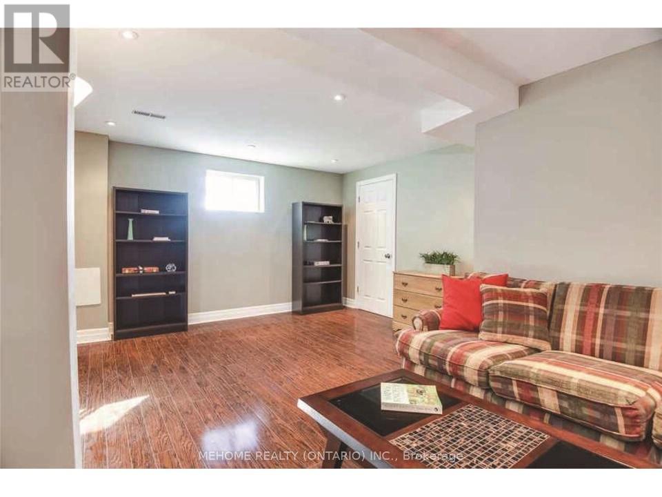 292 Plymouth Trail, Newmarket, Ontario  L3Y 6G7 - Photo 12 - N12114318