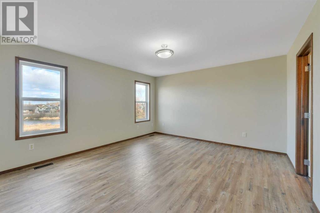 85 Pondside Crescent, Blackfalds, Alberta  T4M 0G3 - Photo 18 - A2211500