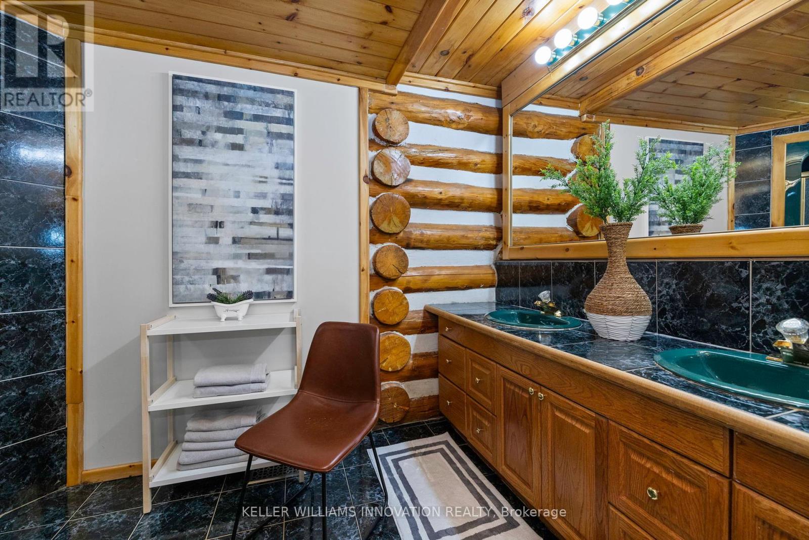 239 Old Government Road, Perry, Ontario  P0A 1J0 - Photo 27 - X12114303