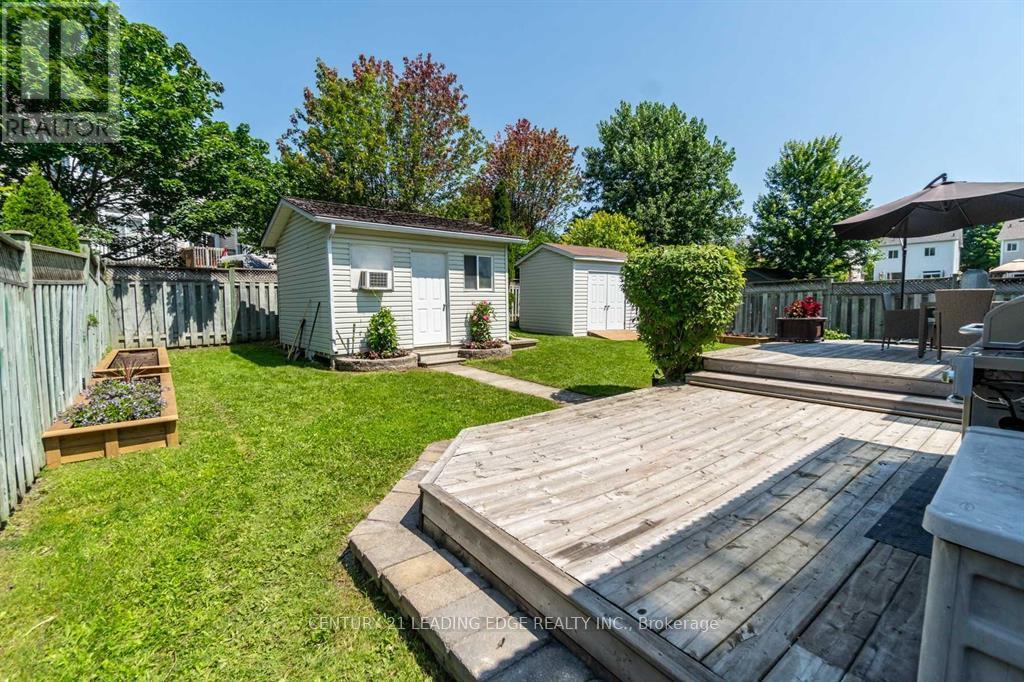 30 Amanda Avenue, Whitby, Ontario  L1M 1K4 - Photo 5 - E12108870