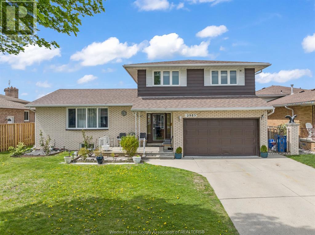 MLS# 25010725: 2985 PRINCESS AVENUE, Windsor, Canada
