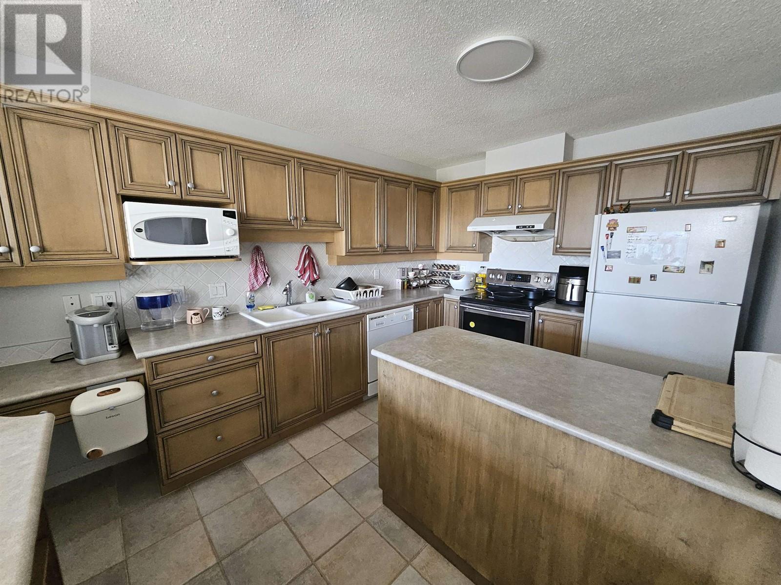 1407 5639 Hampton Place, Vancouver, British Columbia  V6T 2H6 - Photo 3 - R2994291