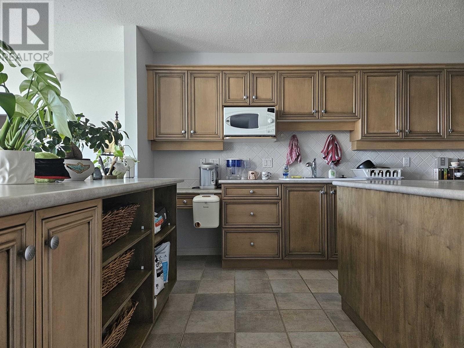 1407 5639 Hampton Place, Vancouver, British Columbia  V6T 2H6 - Photo 4 - R2994291