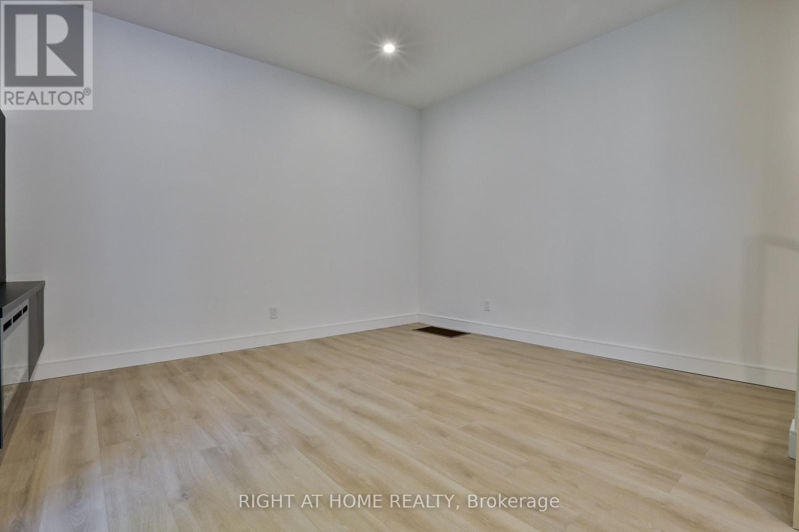Unit 1 - 1169 Davenport Road, Toronto, Ontario  M6H 2G6 - Photo 7 - C12114338