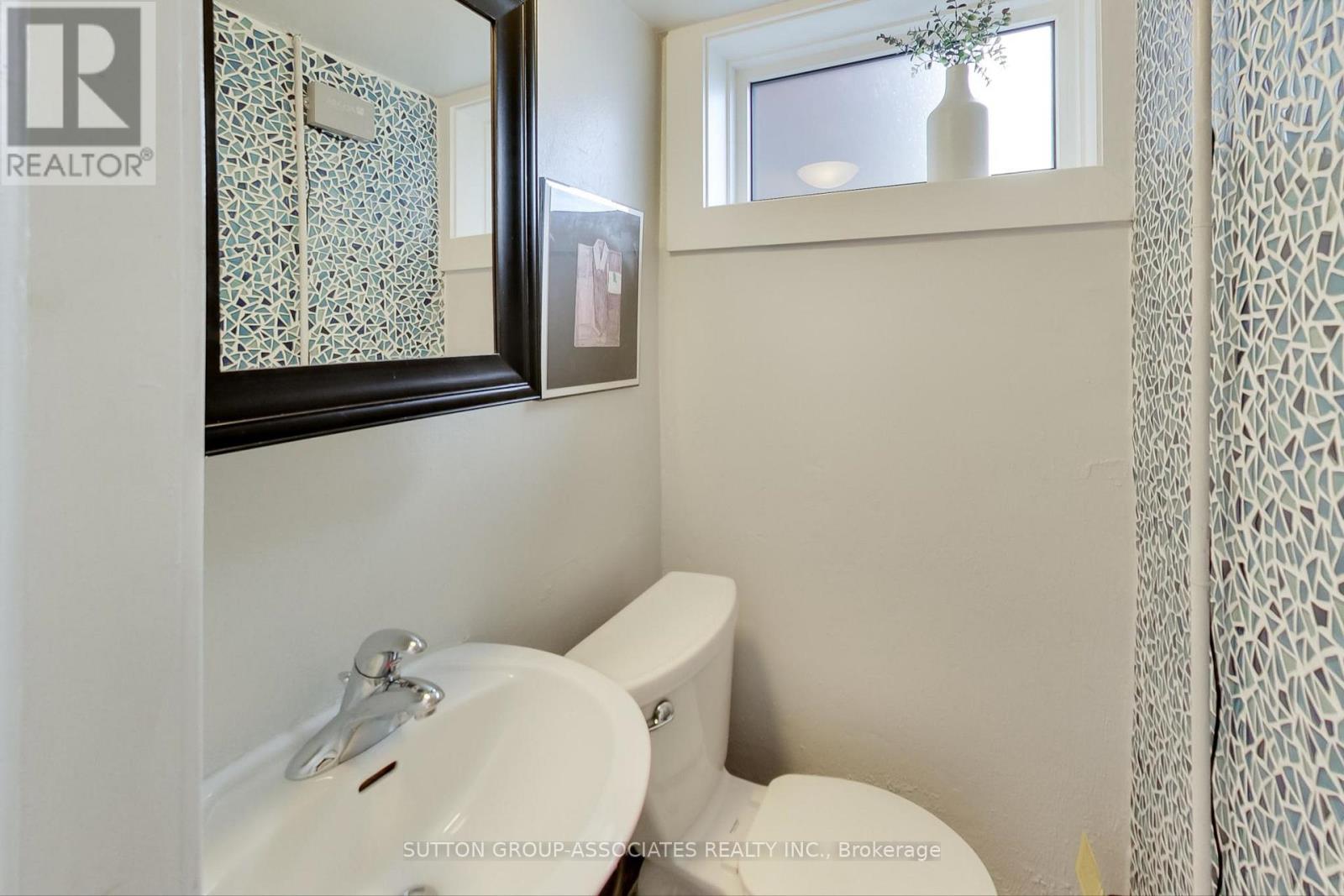 45 Tyrrel Avenue, Toronto (Wychwood), Ontario  M6G 2G1 - Photo 34 - C12114342