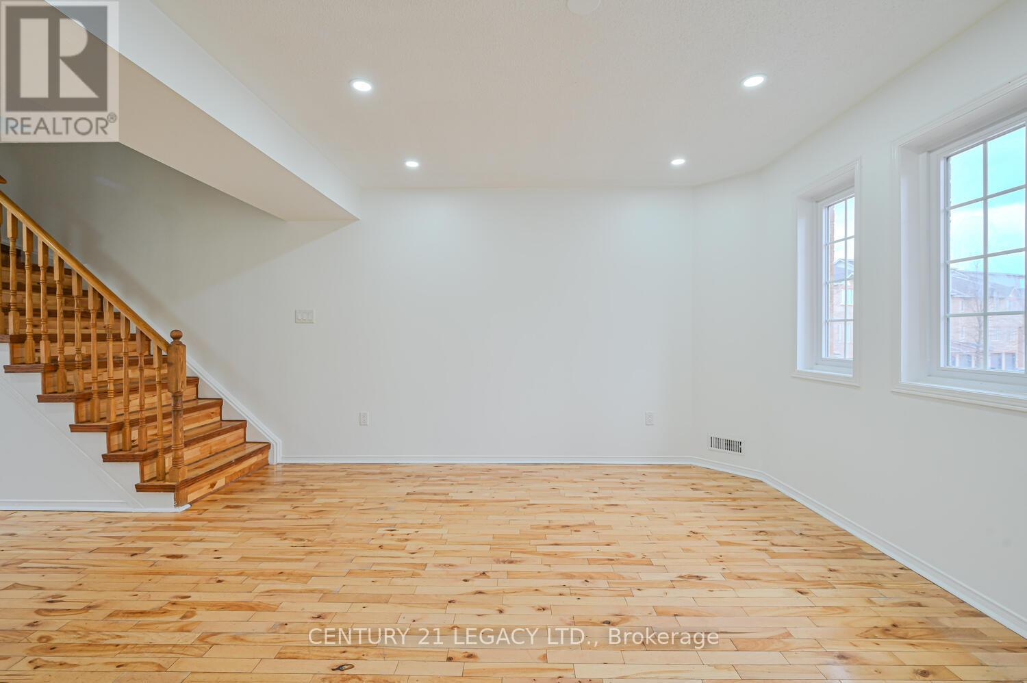 176 Spadina Road, Brampton, Ontario  L6X 4X6 - Photo 13 - W12114335