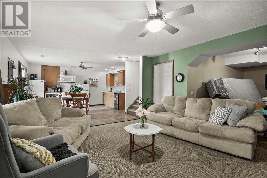 1412 Meadowbrook Drive Se, Airdrie, Alberta  T4A 2B4 - Photo 41 - A2213410