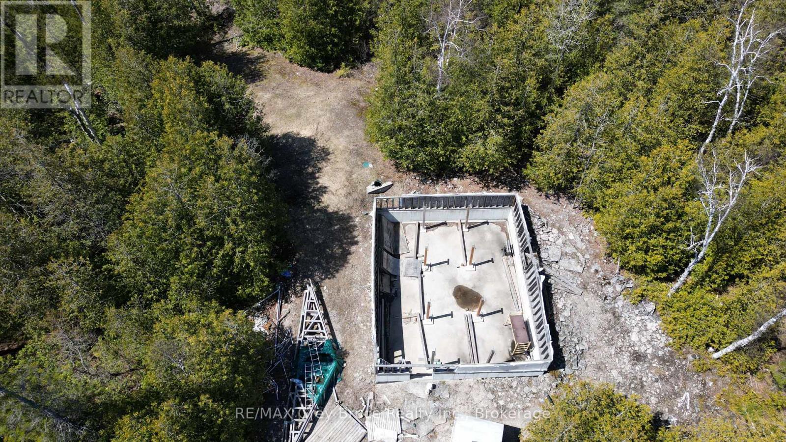 751 East Road, Northern Bruce Peninsula, Ontario  N0H 1Z0 - Photo 12 - X11940845