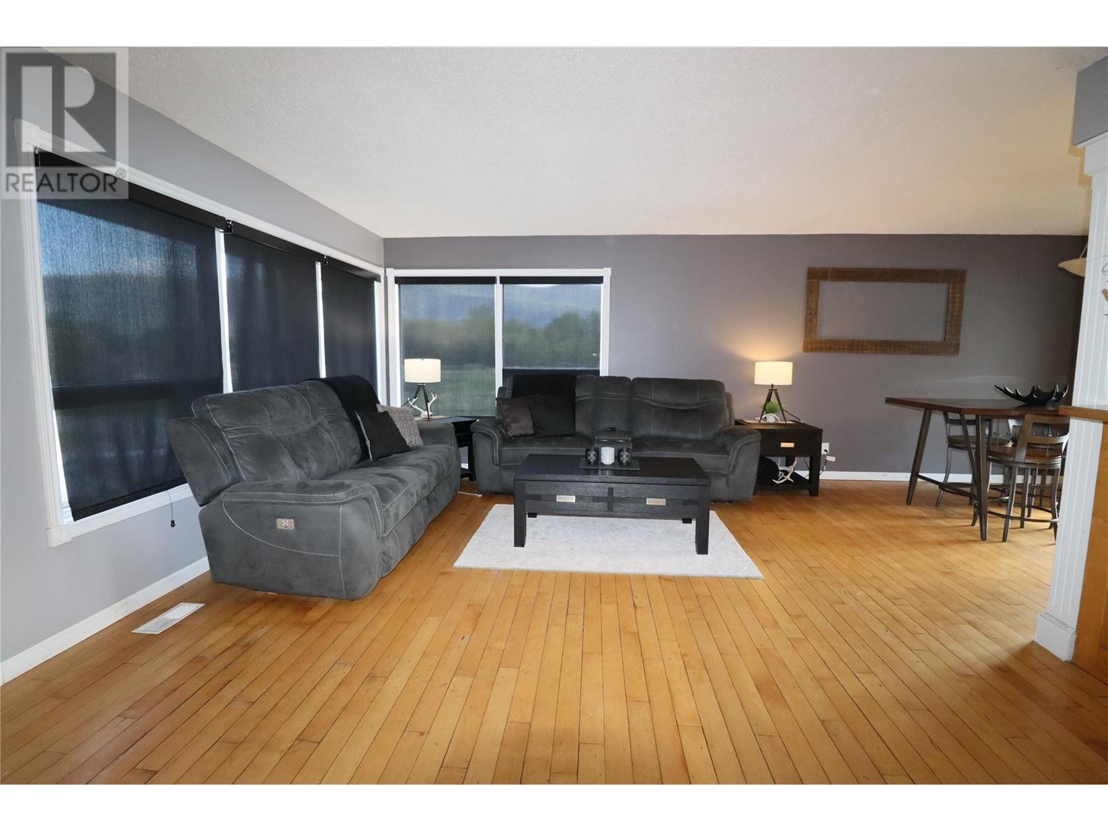 7661 Phoenix Way, Grand Forks, British Columbia  V0H 1H0 - Photo 7 - 10345724