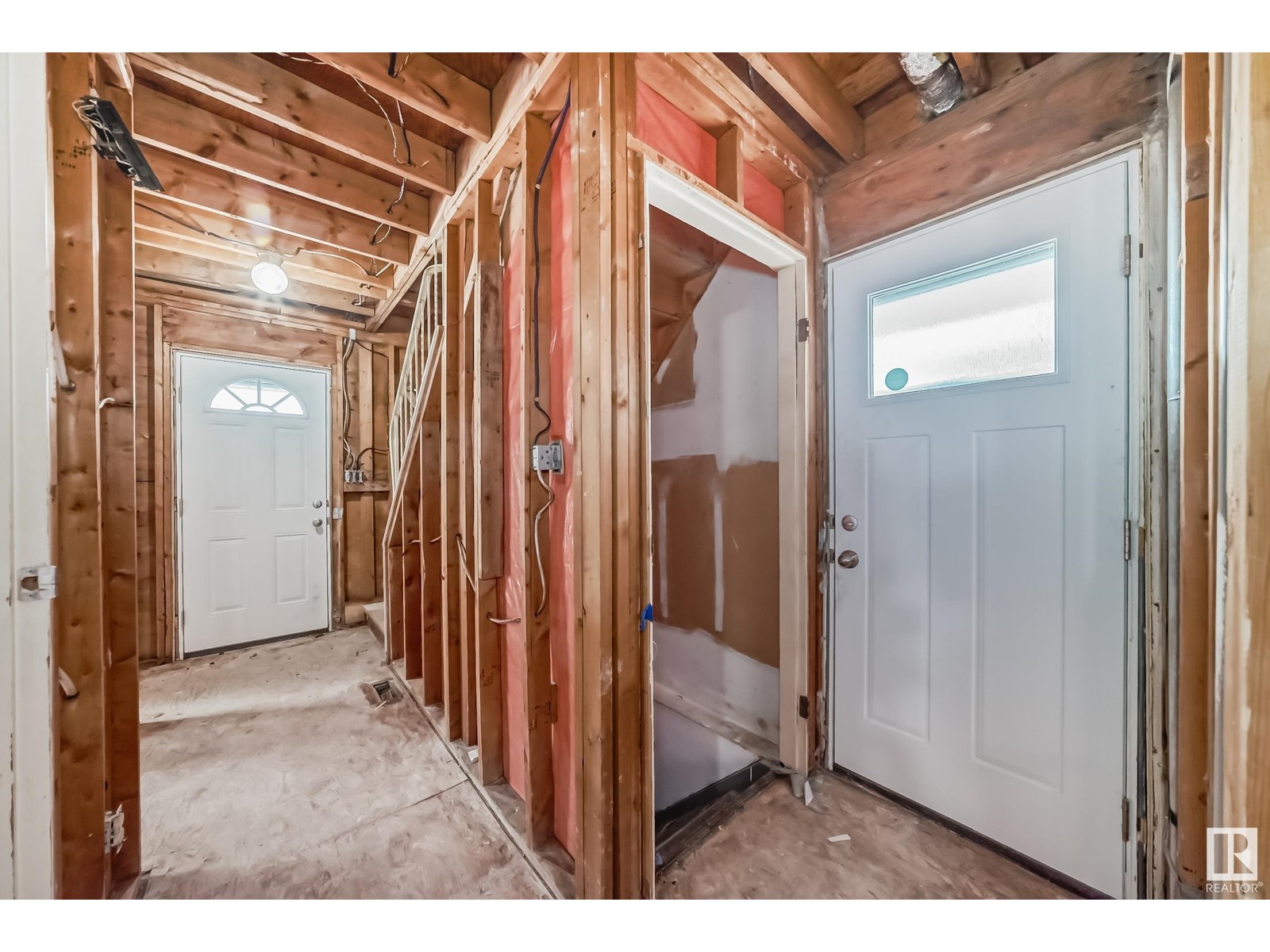 Property at 13251 47 ST NW image 4
