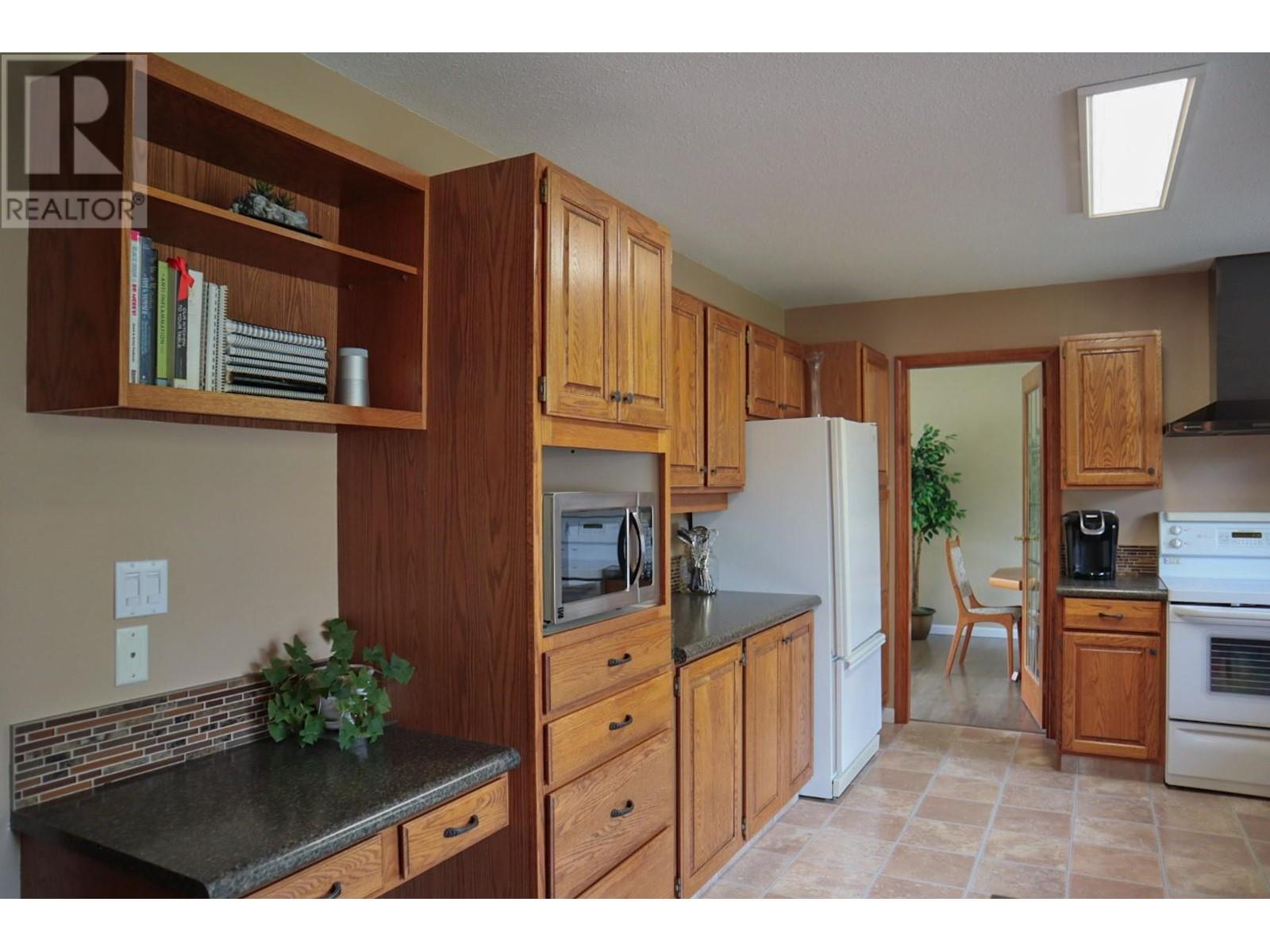 836 Burns Avenue, Warfield, BC V1R2G1
