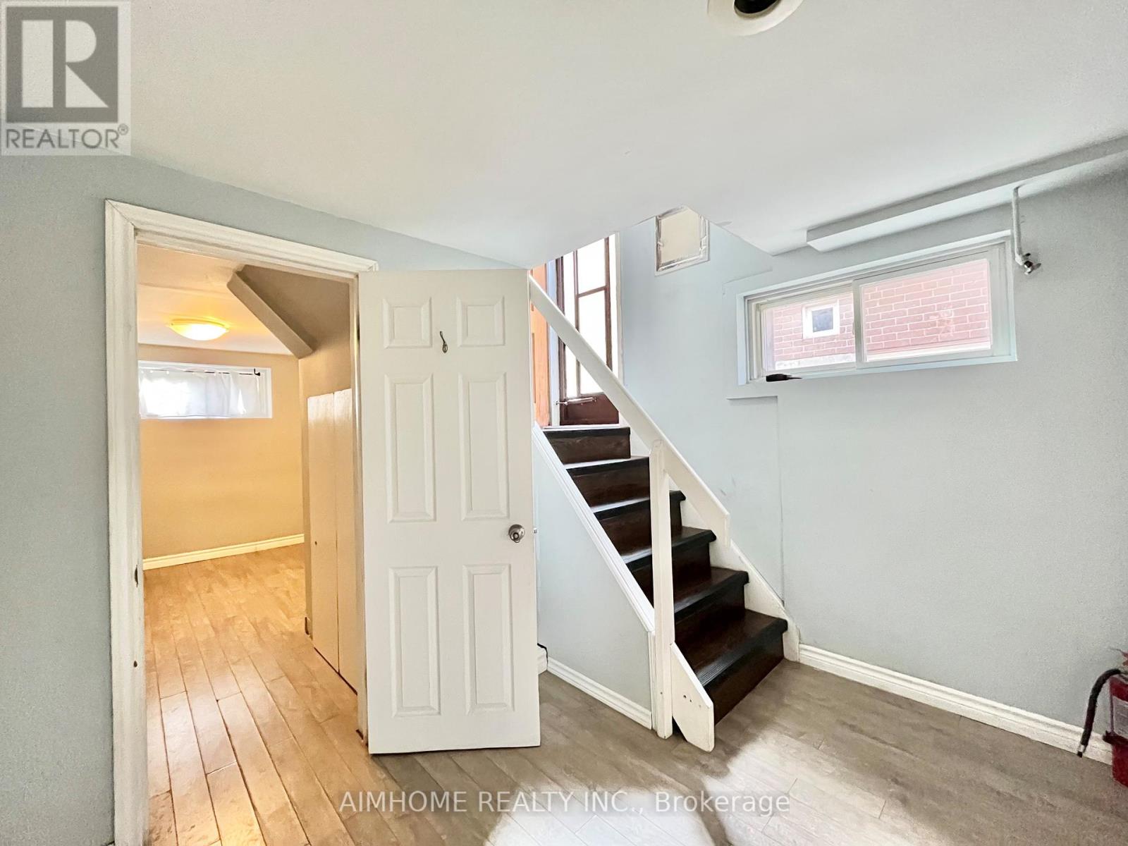 20 Roywood Drive, Toronto, Ontario  M3A 2C6 - Photo 7 - C12114356