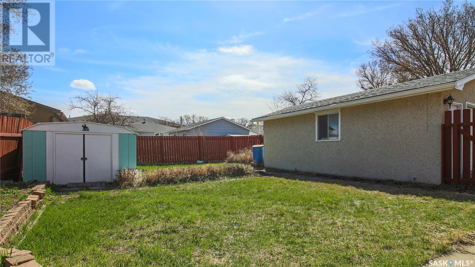 19 Merlin Crescent, Regina, Saskatchewan  S4R 3E7 - Photo 24 - SK004054
