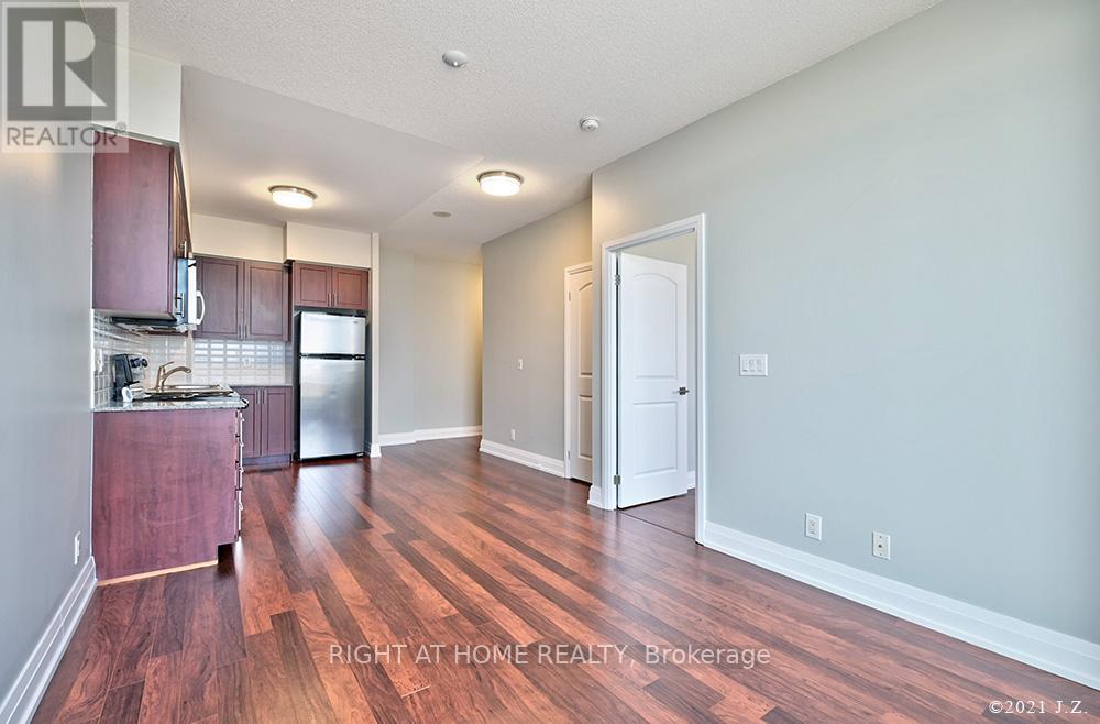 Ph06 - 1 De Boers Drive, Toronto, Ontario  M3J 0G6 - Photo 12 - W12114348
