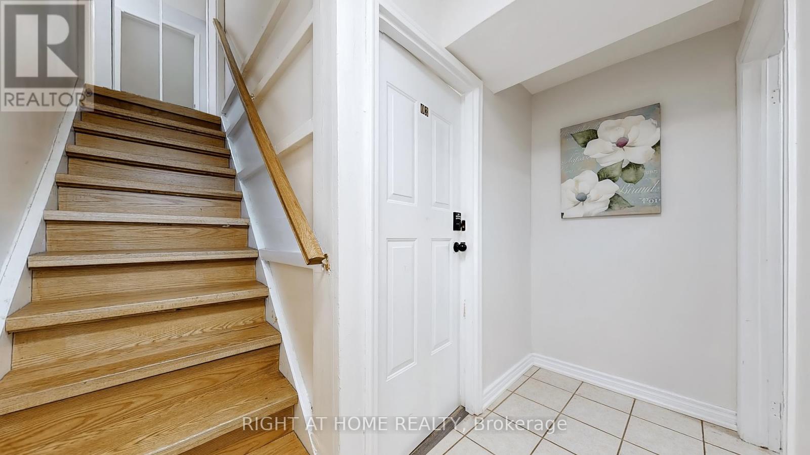 5253 Floral Hill Crescent S, Mississauga, Ontario  L5V 1V4 - Photo 26 - W12114354