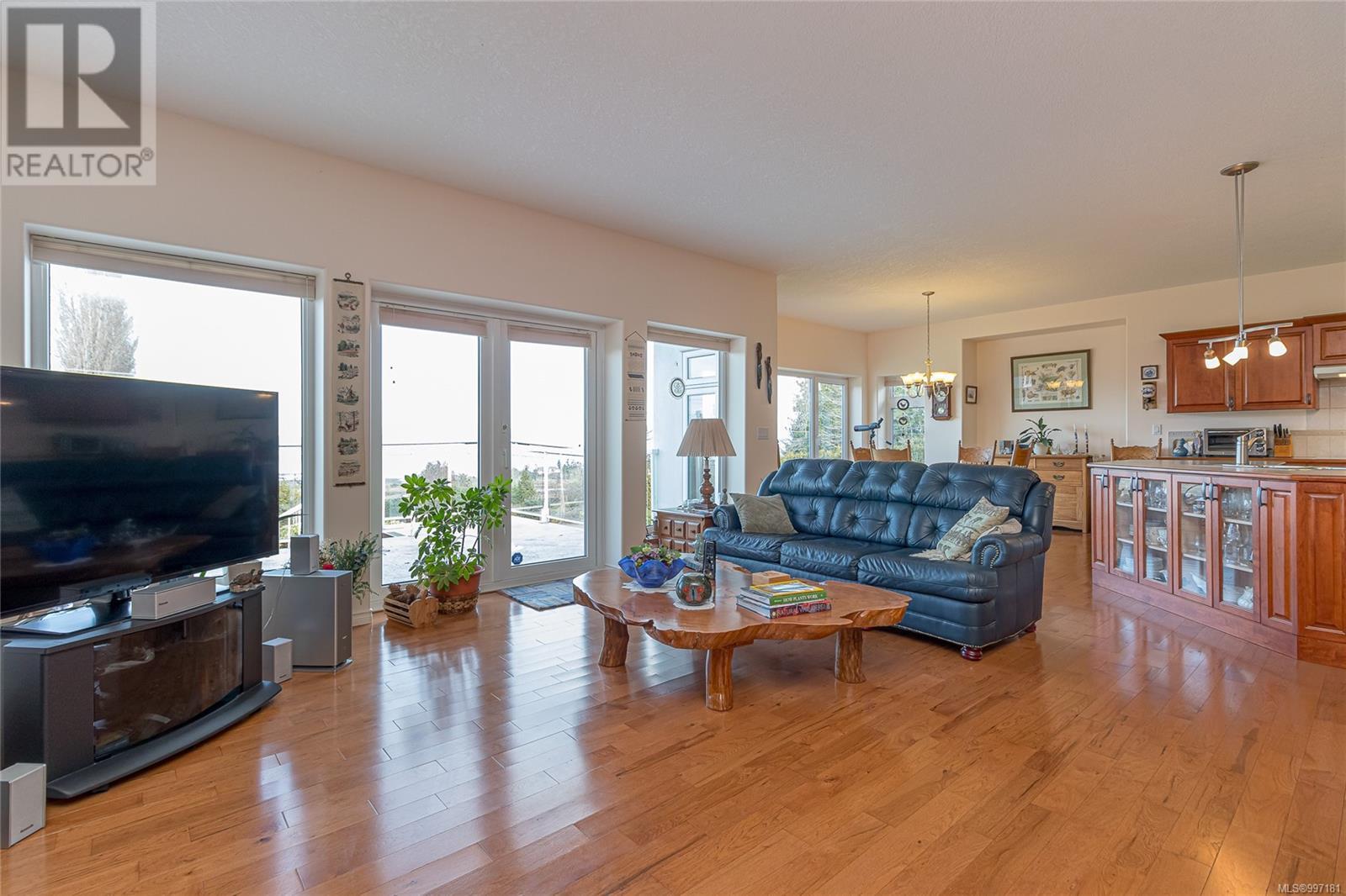 3790 Island Hwy W, Qualicum Beach, British Columbia  V9K 2C7 - Photo 7 - 997181