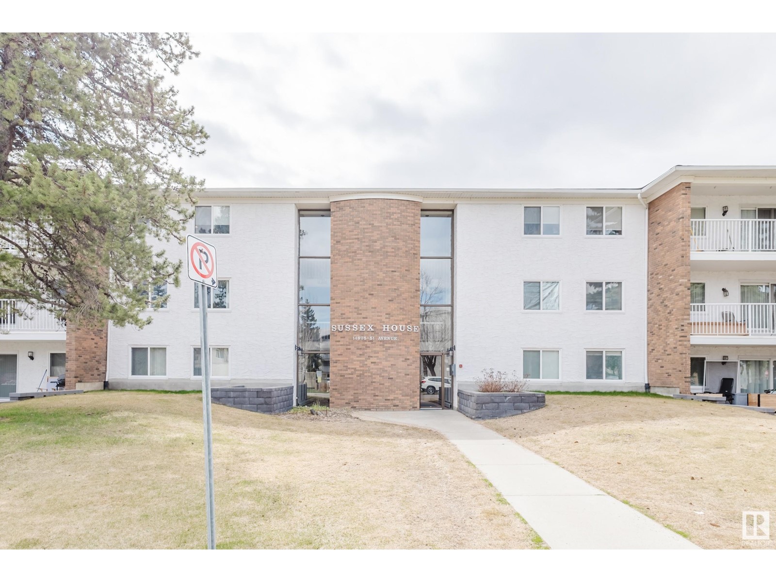 Property at #304 14825 51 AV NW image 1