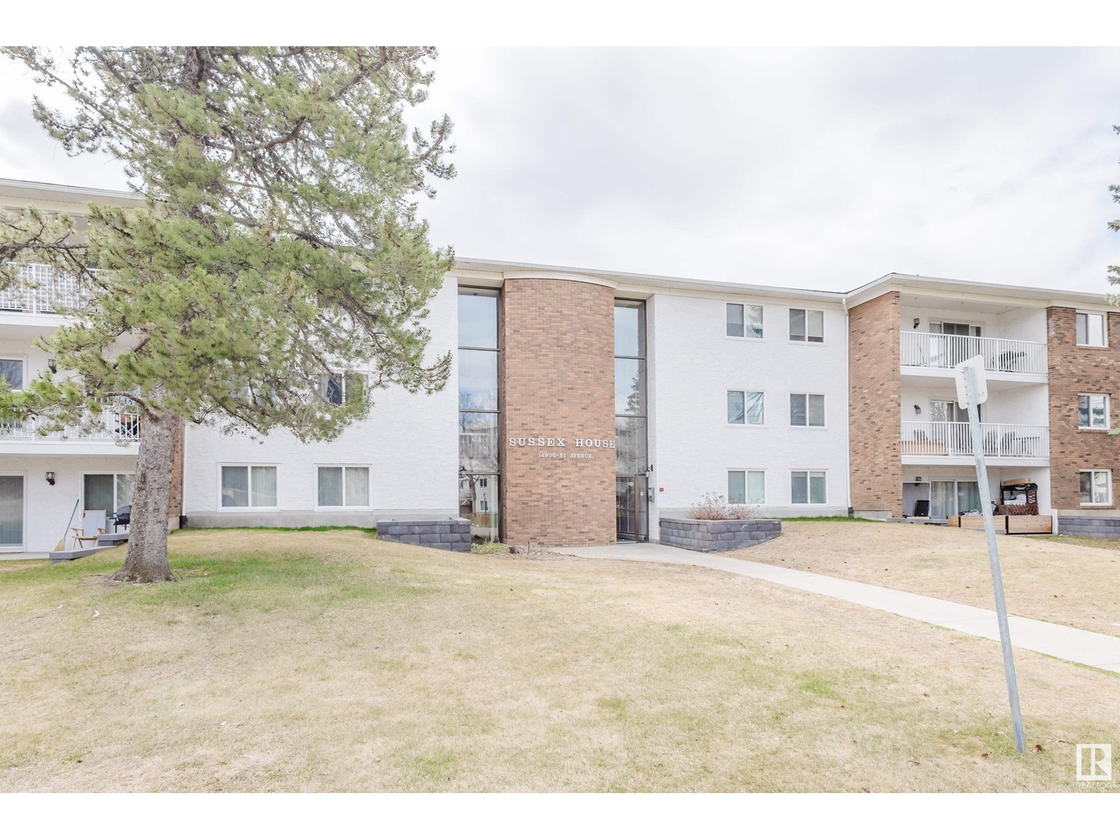 Property at #304 14825 51 AV NW image 2