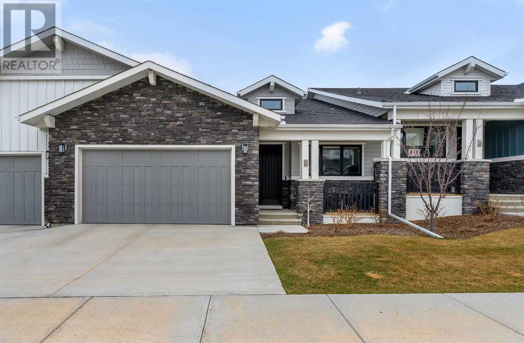 Property at 42 Crestridge Bay SW image 1