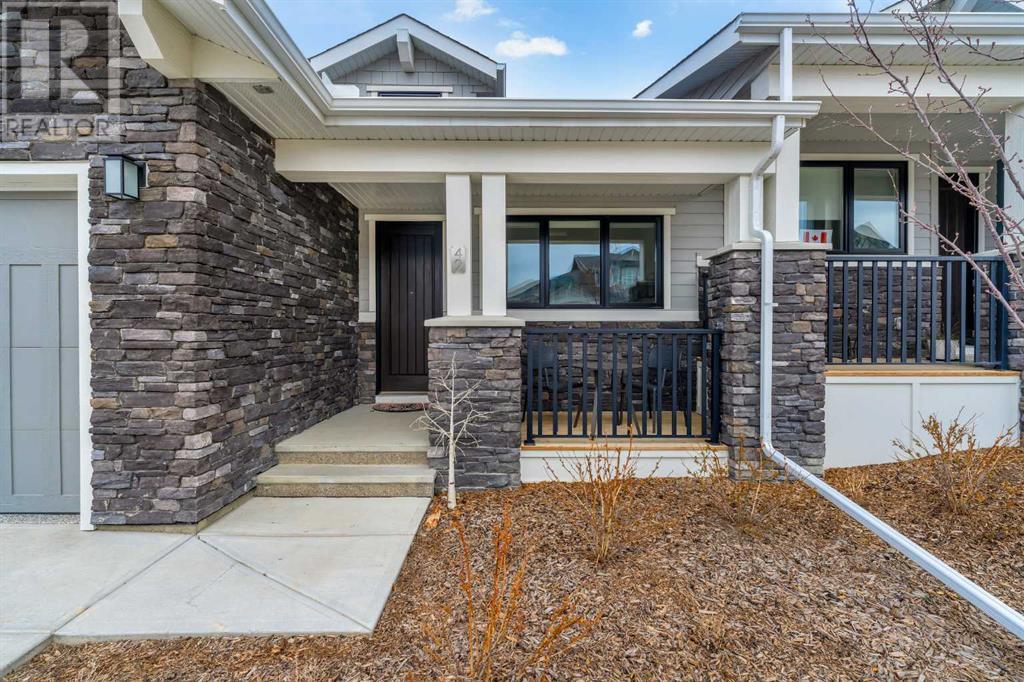 Property at 42 Crestridge Bay SW image 4
