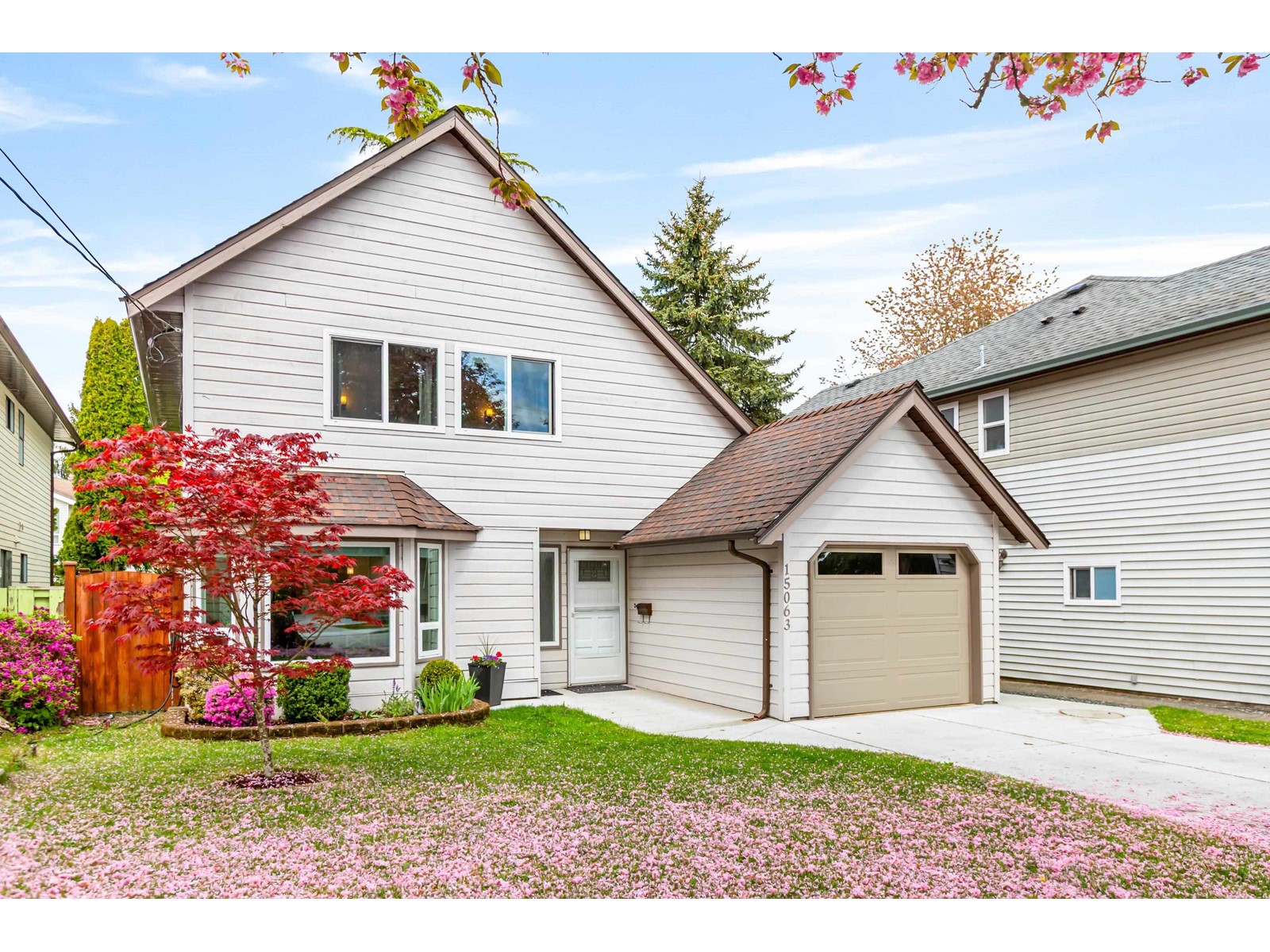 15063 98 Avenue, Surrey, British Columbia  V3R 5W9 - Photo 2 - R2996454