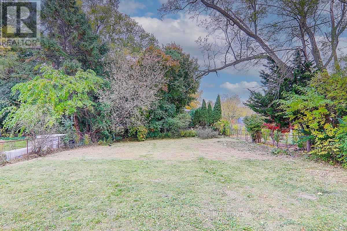 Property at 367 CUMMER AVENUE image 2
