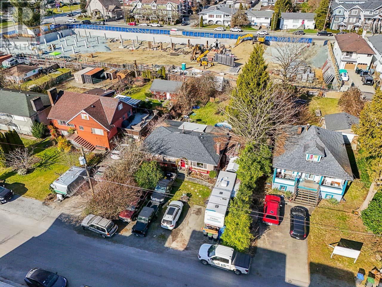 Property at 2159 GRANT AVENUE image 4