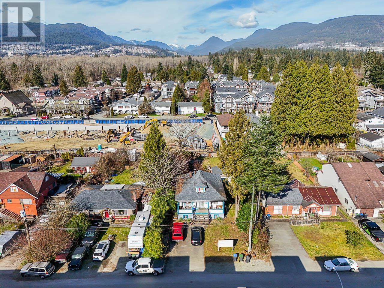 2159 Grant Avenue, Port Coquitlam, British Columbia  V3B 1R1 - Photo 2 - R2996196