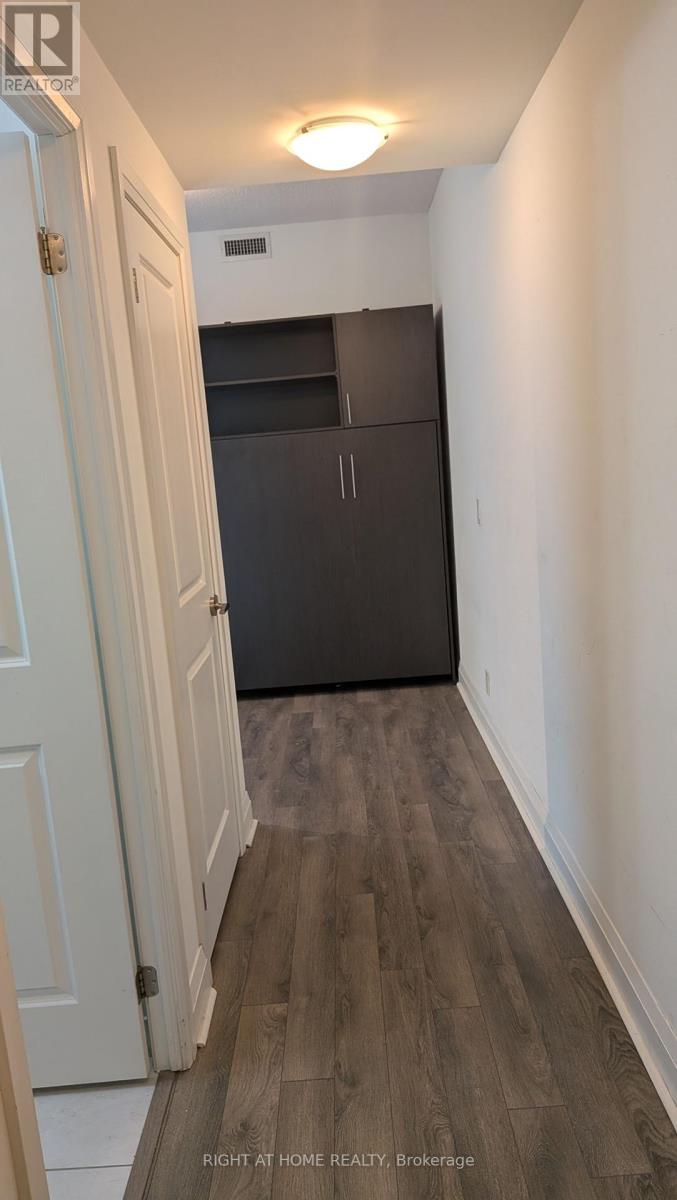 203 - 15 Zorra Street, Toronto, Ontario  M8Z 0C1 - Photo 11 - W12114367